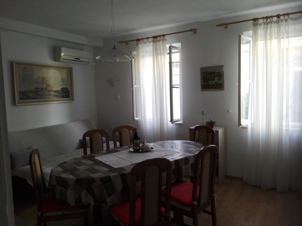 Apartman Drazin Kaštela Εξωτερικό φωτογραφία