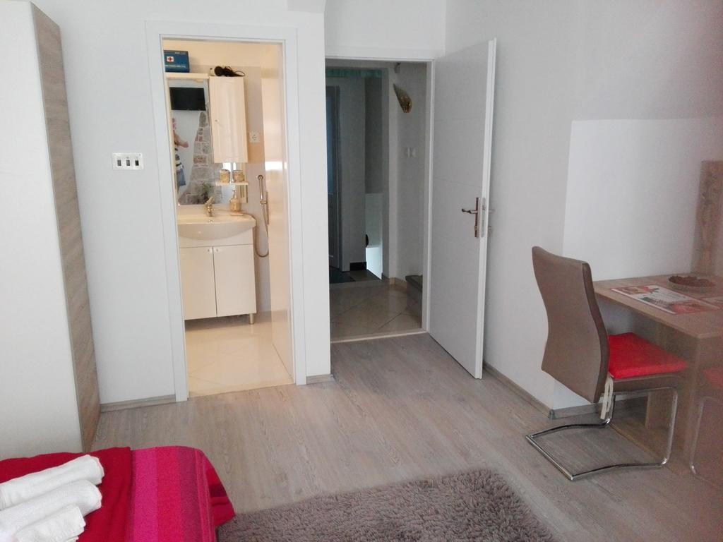 Apartman Drazin Kaštela Εξωτερικό φωτογραφία